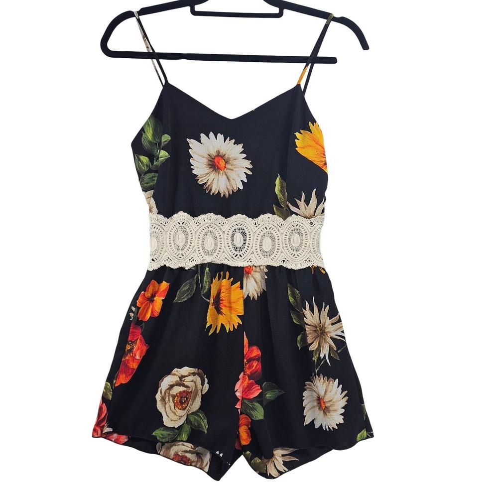 rue21 Floral Romper Black Sunflower Crochet Lace Waist V-Neck Sleeveless‎ Small
